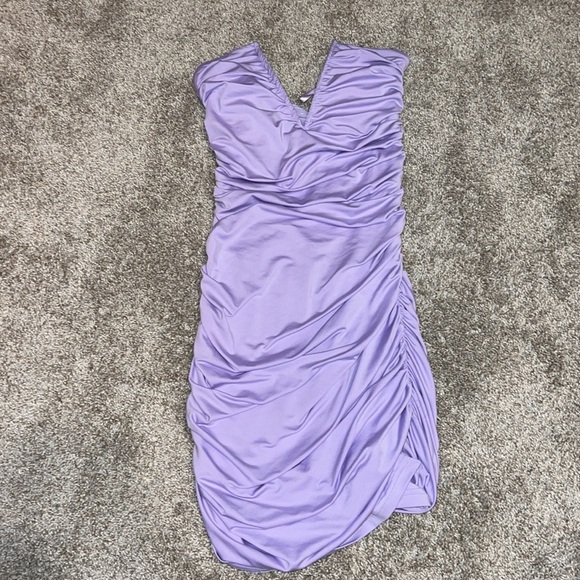 Superdown Revolve Vivienne Ruched Mini Dress in Lavender size small - Picture 4 of 8